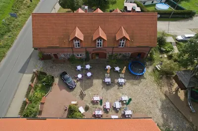 Das Gebäude in dem sich das Hotel befindet