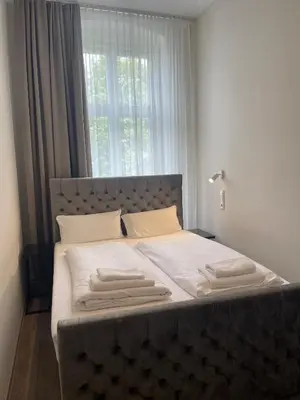 Ein Bett oder Betten in einem Zimmer der Unterkunft Motel Blue - Minimalist Boutique Hotel