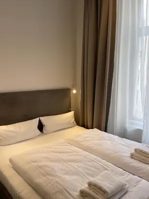 Ein Bett oder Betten in einem Zimmer der Unterkunft Motel Blue - Minimalist Boutique Hotel