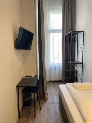 Ein Bett oder Betten in einem Zimmer der Unterkunft Motel Blue - Minimalist Boutique Hotel
