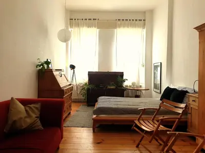 Ein Sitzbereich in der Unterkunft 2 Room apartment in center Friedrichshain
