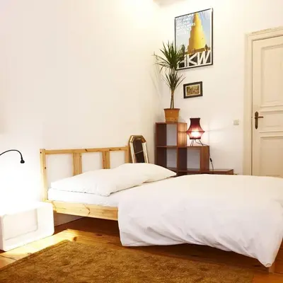 Ein Bett oder Betten in einem Zimmer der Unterkunft 2 Room apartment in center Friedrichshain