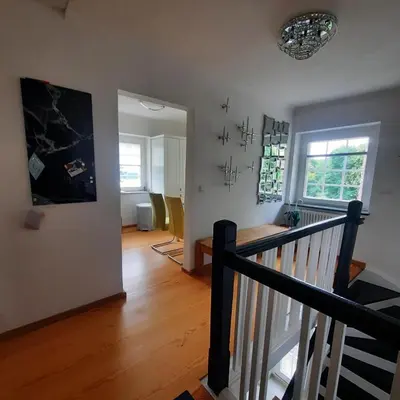 Ein Sitzbereich in der Unterkunft Hanghaus der Villa Oderblick