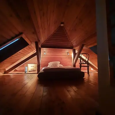 Ein Bett oder Betten in einem Zimmer der Unterkunft Hanghaus der Villa Oderblick