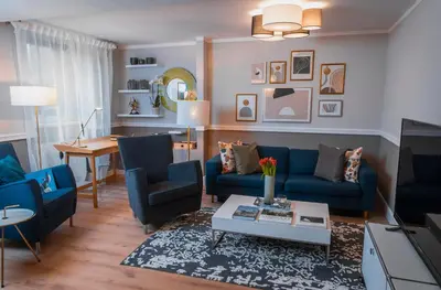 Ein Sitzbereich in der Unterkunft 90qm Ferienwohnung Berlin Zentrum Nähe Prenzlauer Berg, 2 Bäder