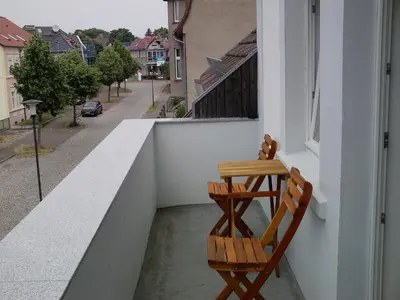 Ein Balkon oder eine Terrasse in der Unterkunft Pension-Fürstenberghavel Sans Rival