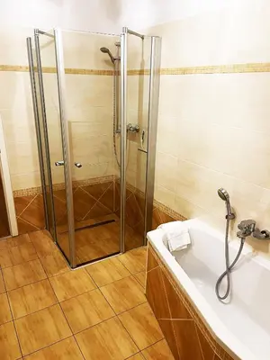 Ein Badezimmer in der Unterkunft Zum Alten Hafen