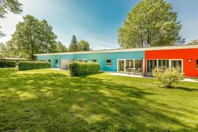 Ein Garten an der Unterkunft Bungis - 28 Ferienhäuser Am Grimnitzsee G1