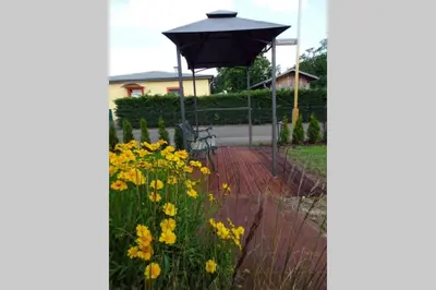 Ein Garten an der Unterkunft Ferienwohnung Dickes