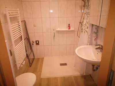 Ein Badezimmer in der Unterkunft Ferienwohnung Dickes