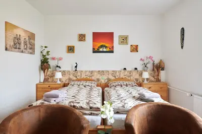 Ein Bett oder Betten in einem Zimmer der Unterkunft Hüblers-Schlafquartier