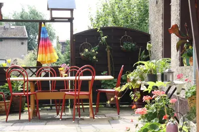 Ein Garten an der Unterkunft Hüblers-Schlafquartier