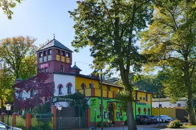 Das Gebäude in dem sich das Hotel befindet