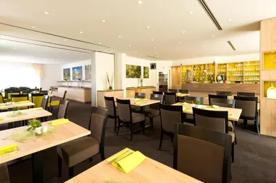 Ein Restaurant oder anderes Speiselokal in der Unterkunft Spreewaldhotel Stephanshof