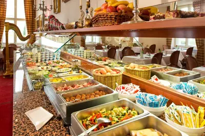Essen im Hotel oder in der Nähe