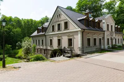 Das Gebäude in dem sich das Hotel befindet