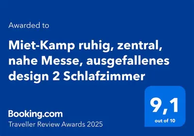 Ein Zertifikat, Auszeichnung, Logo oder anderes Dokument, das in der Unterkunft Miet-Kamp ruhig, zentral, nahe Messe, ausgefallenes design 2 Schlafzimmer ausgestellt ist