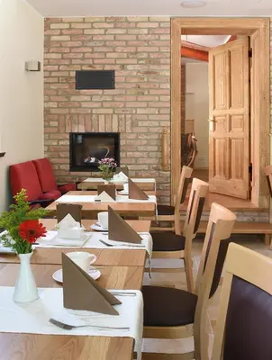 Ein Sitzbereich in der Unterkunft Port Inn Hotel