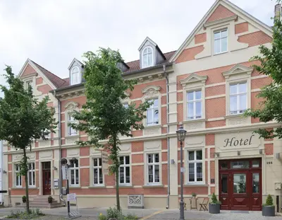 Das Gebäude in dem sich das Hotel befindet