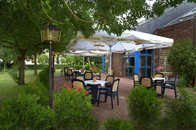 Ein Garten an der Unterkunft Hotel Brandenburger Hof