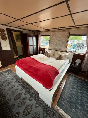Ein Bett oder Betten in einem Zimmer der Unterkunft Schiffspension Luise