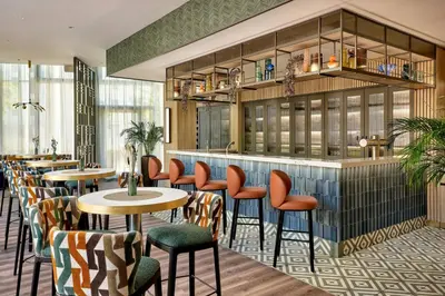 Lounge oder Bar in der Unterkunft Courtyard by Marriott Berlin City Center