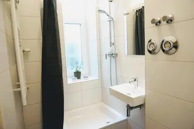 Ein Badezimmer in der Unterkunft StayBearlin Apartments Prenzlauer Berg Dunckerstraße