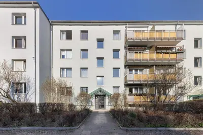 Das Gebäude in dem sich die Ferienwohnung befindet
