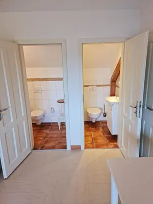 Ein Badezimmer in der Unterkunft Monteurwohnung SEEBLICK AUSBLICK 16356 Werneuchen bei Berlin