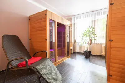 Ein Sitzbereich in der Unterkunft seezeit-resort am Werbellinsee
