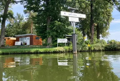 Blick auf einen Fluss in der Nähe des Ferienhauses