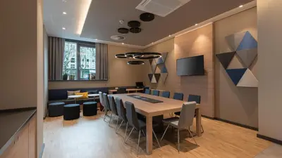 TV/Unterhaltungsangebot in der Unterkunft Holiday Inn Express & Suites - Potsdam by IHG