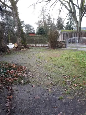 Ein Garten an der Unterkunft Waldesruh Strausberg