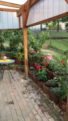Ein Garten an der Unterkunft Oase der Ruhe 1