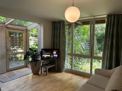 TV/Unterhaltungsangebot in der Unterkunft Einliegerwohnung mit Wintergarten (EG)