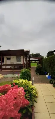 Ein Garten an der Unterkunft Bungalow Idylle Am See