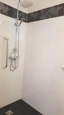 Ein Badezimmer in der Unterkunft 2 Zimmerwohnung am Flughafen Schönefeld