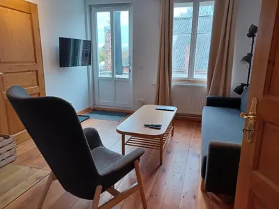 TV/Unterhaltungsangebot in der Unterkunft Schlossblick Apartment für 4 mit Küche Kamin Netflix Parken und Hofladen