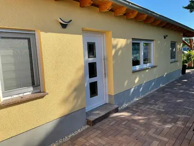 Das Gebäude in dem sich die Ferienwohnung befindet