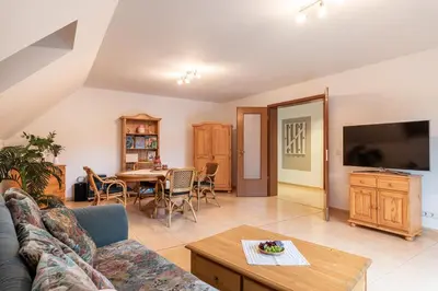 TV/Unterhaltungsangebot in der Unterkunft Ferienwohnung im grünen Mühlenbeck-nahe Berlin