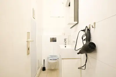 Ein Badezimmer in der Unterkunft Blue Chili 13 - Nur ein Katzensprung in die City - bis 8 Pers
