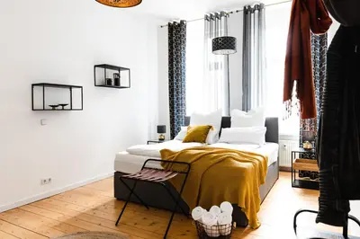 Ein Sitzbereich in der Unterkunft 4-Zi Urban Design 120m² BRANDNEW 200Mbit