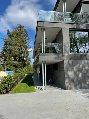 Das Gebäude in dem sich die Ferienwohnung befindet