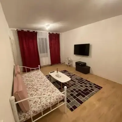 Gemütliche Wohnung mit Smart-TV und großem Balkon