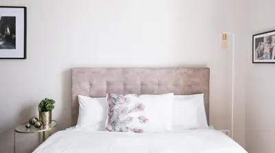 Ein Bett oder Betten in einem Zimmer der Unterkunft Arbio I Design Studio near Charlottenburg Palace