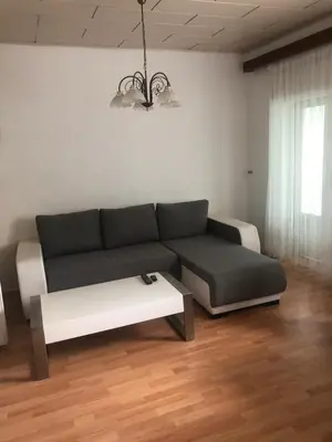 Ein Sitzbereich in der Unterkunft Schöner Wohnen in Königs Wusterhausen bei Berlin 2