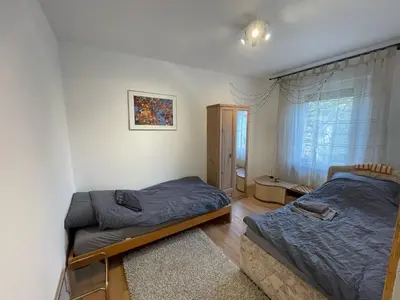 Ein Bett oder Betten in einem Zimmer der Unterkunft Mounterenhaus - Zimmer in Finow Eberswalde