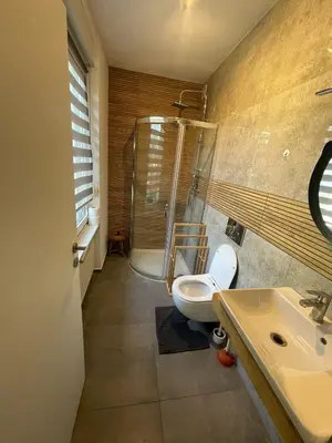 Ein Badezimmer in der Unterkunft Mounterenhaus - Zimmer in Finow Eberswalde