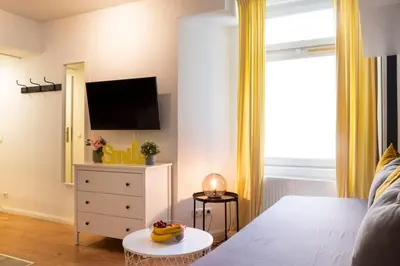 TV/Unterhaltungsangebot in der Unterkunft 2 Bedroom in great location in Kreuzberg