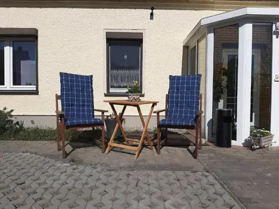 Ein Patio oder anderer Außenbereich in der Unterkunft Gartenblick Trebbin